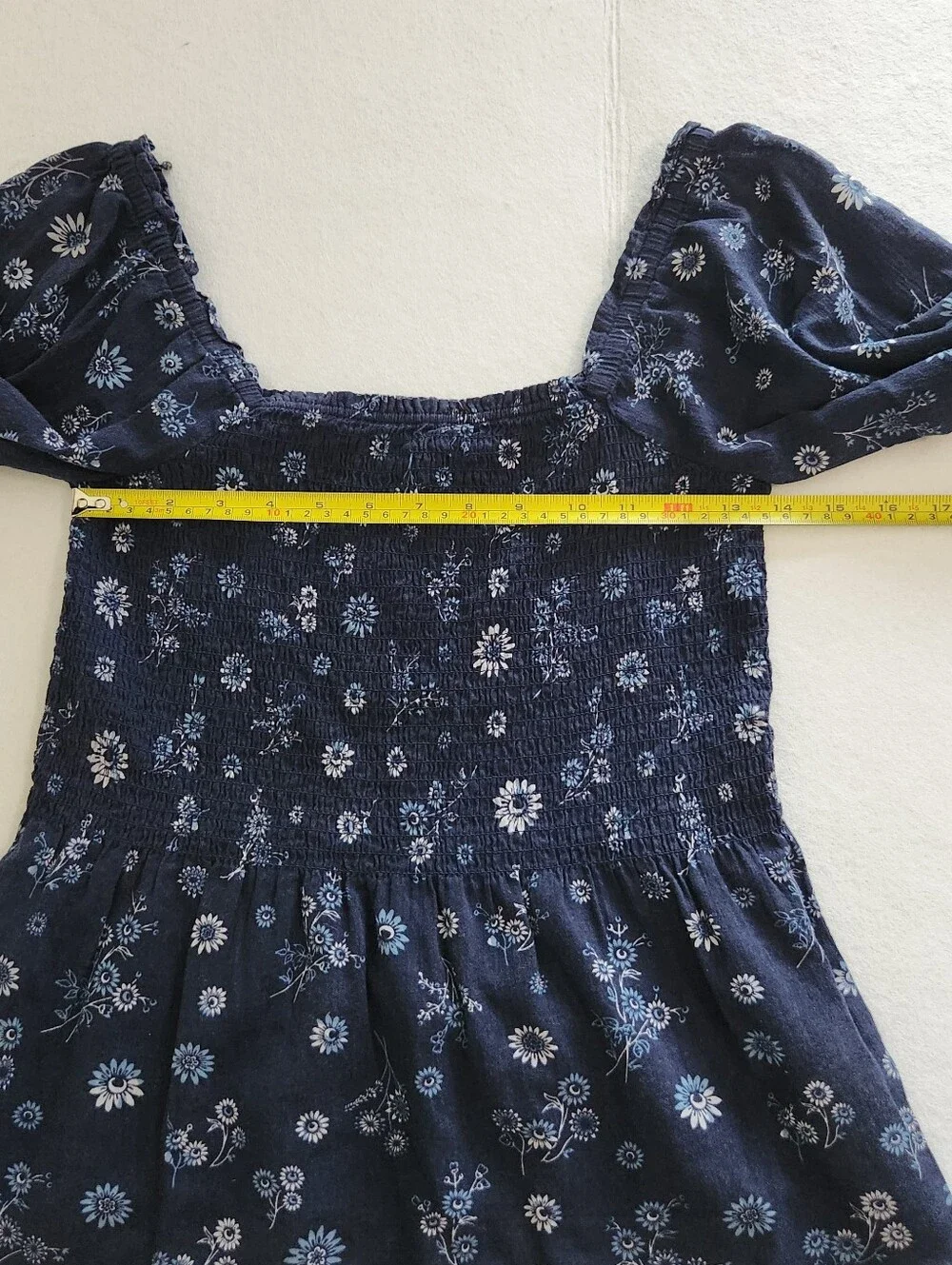 Madewell Navy Floral Smocked Square-Neck Blouse Size Xsmall 00
